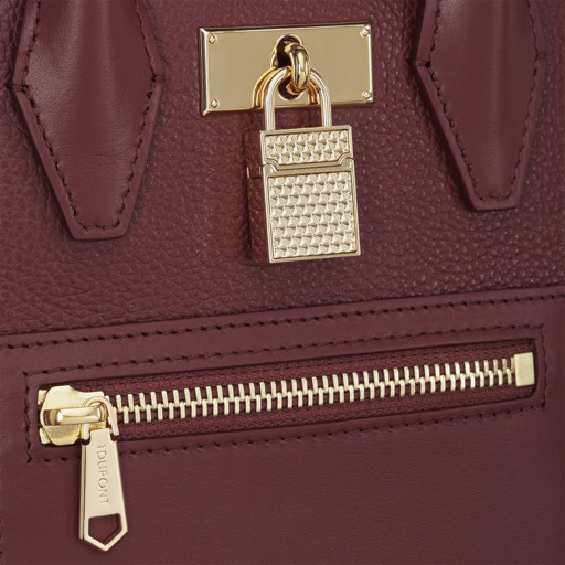 riviera Small burgundy view 3